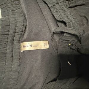 Black Swim Trunks by Jacque